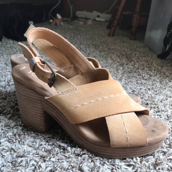 Toms Honey Suede Women’s Ibiza Sandals - Picture 2 of 4